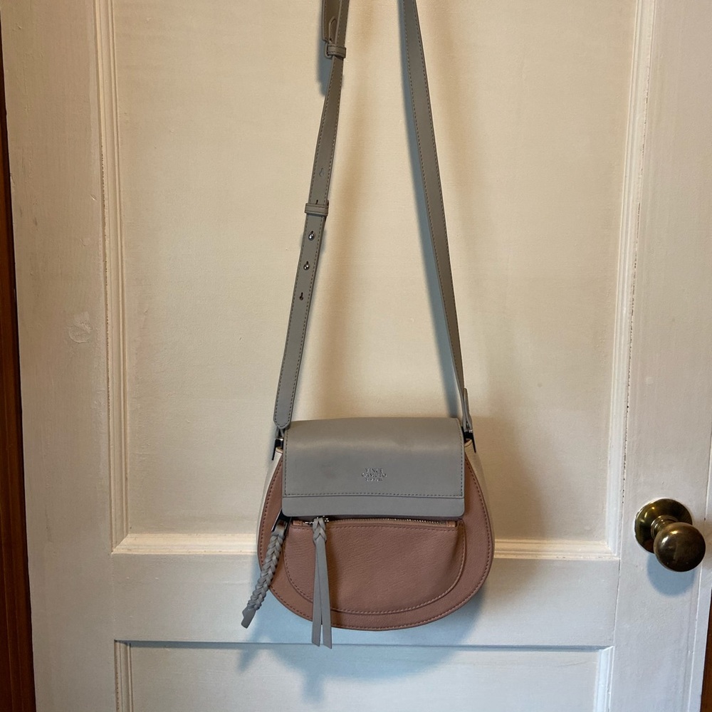 VINCE CAMUTO Two tone shoulder bag